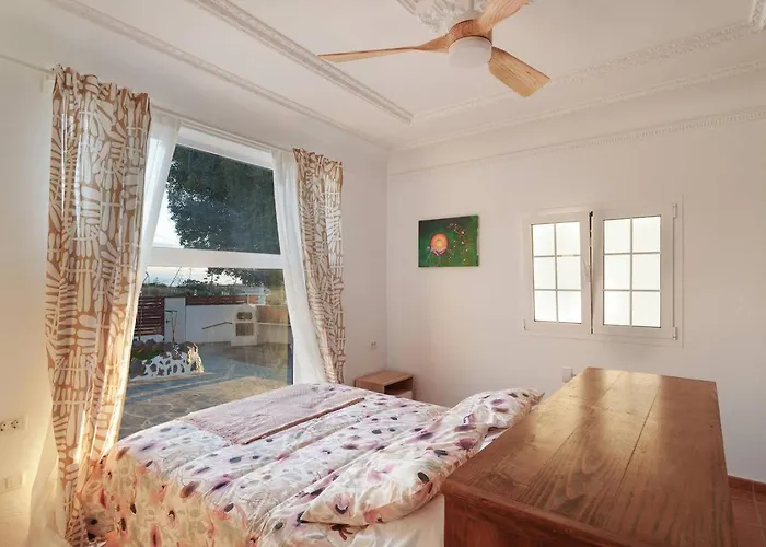 Vakantiehuis Pisaverde, A Peaceful Haven Between The Sea&teide El Pris